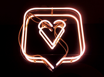 Image depicting a 'like' on social media. 