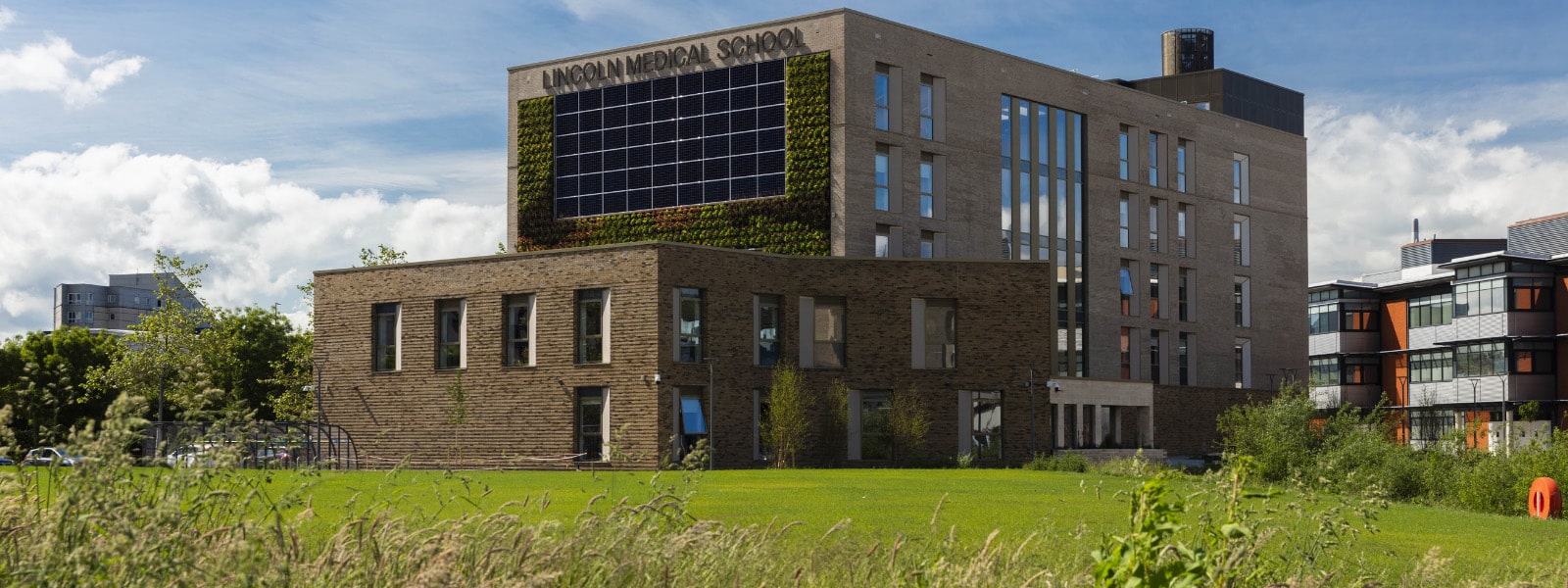 The exterior of the Ross Lucas Medical Sciences Building