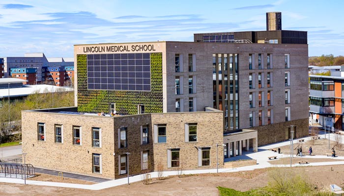 The exterior of the Lincoln Medical School Building