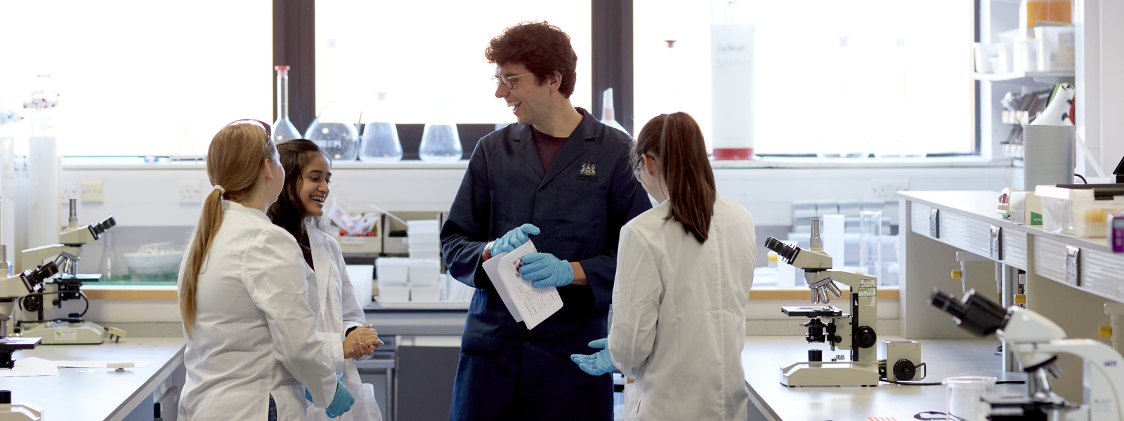 Medicine Foundation students in the Joseph Banks Laboratories