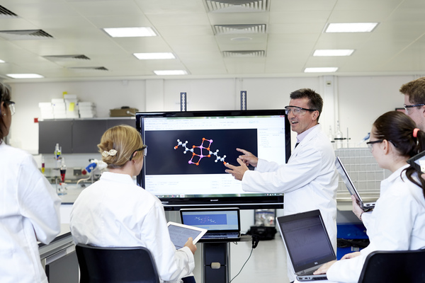 Students taking part in a lab demonstration