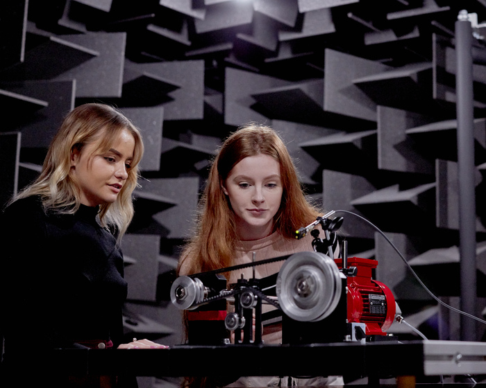 Female studetns working in an engineering laboratory