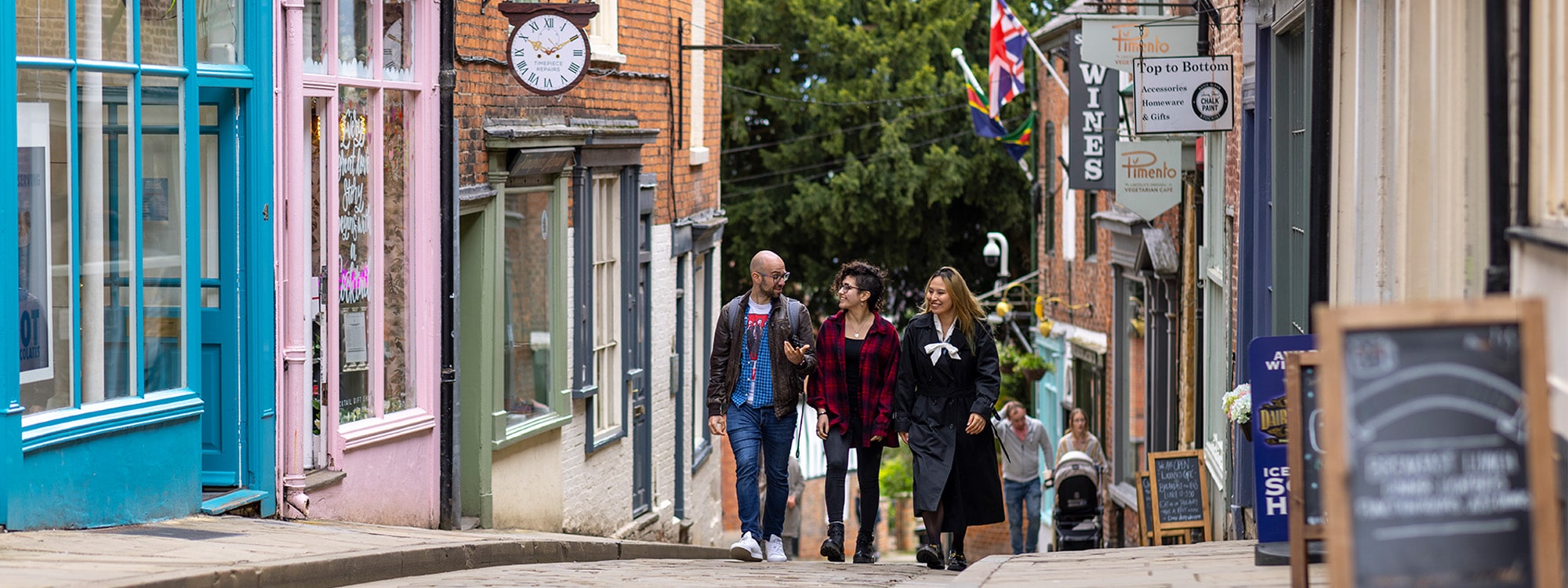 Students walking up Steep Hill