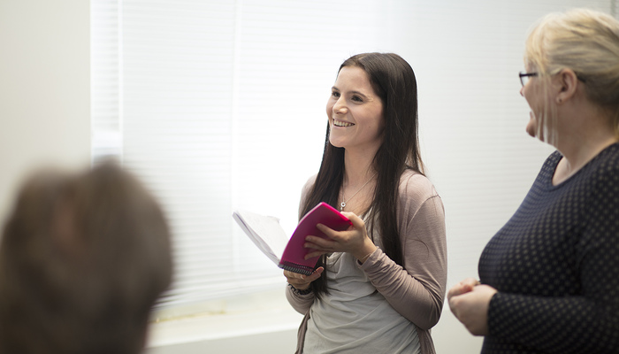 A student taking part in a teaching session